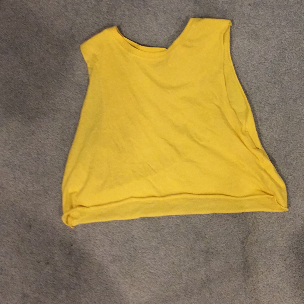cropped muscle tee